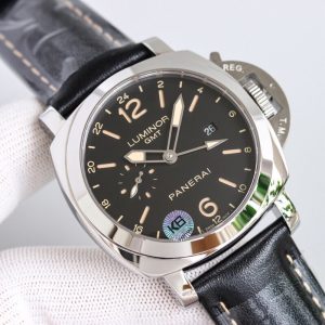 沛納海 PAM00531 LUMINOR 系列 尺寸44mm AISI 316L磨砂精鋼