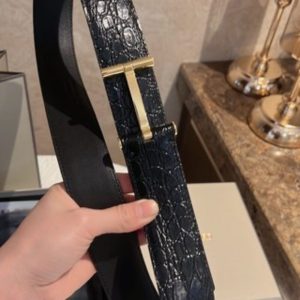 TOMFORD湯姆福特男士T字搭扣雙面腰帶4.0cm