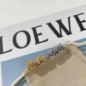 LOEWE羅意威月餅耳釘耳環