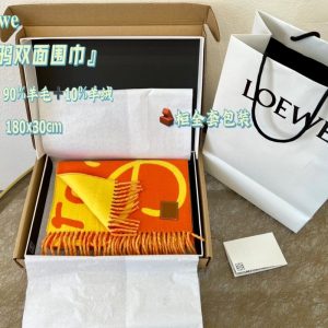 LOEWE羅意威男女通用塗鴉雙面圍巾