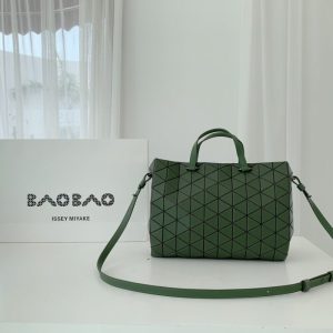 三宅一生 issey miyake baobao 新款公文酒桶包BB83-AG204