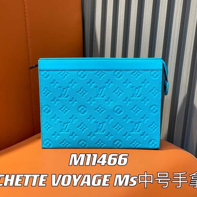 M11466藍色全皮壓花 手包手拿包系列 當季新款POCHETTE VOYAGE Ms中號手拿包